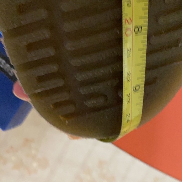 Dr. Martens NEW Cherry Red Smooth Eyelet Sz 5 - Picture 11 of 11